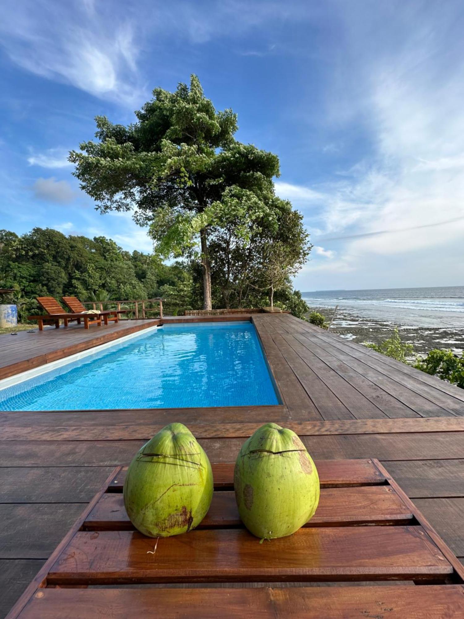 Baturundung Surf Resort Naibos Zewnętrze zdjęcie