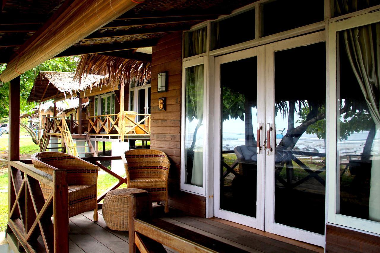 Baturundung Surf Resort Naibos Zewnętrze zdjęcie