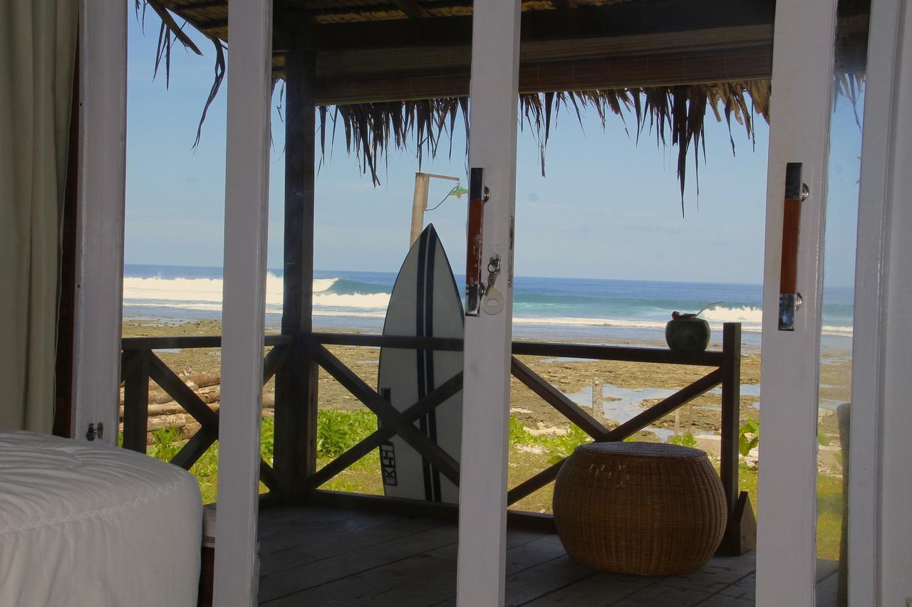 Baturundung Surf Resort Naibos Zewnętrze zdjęcie