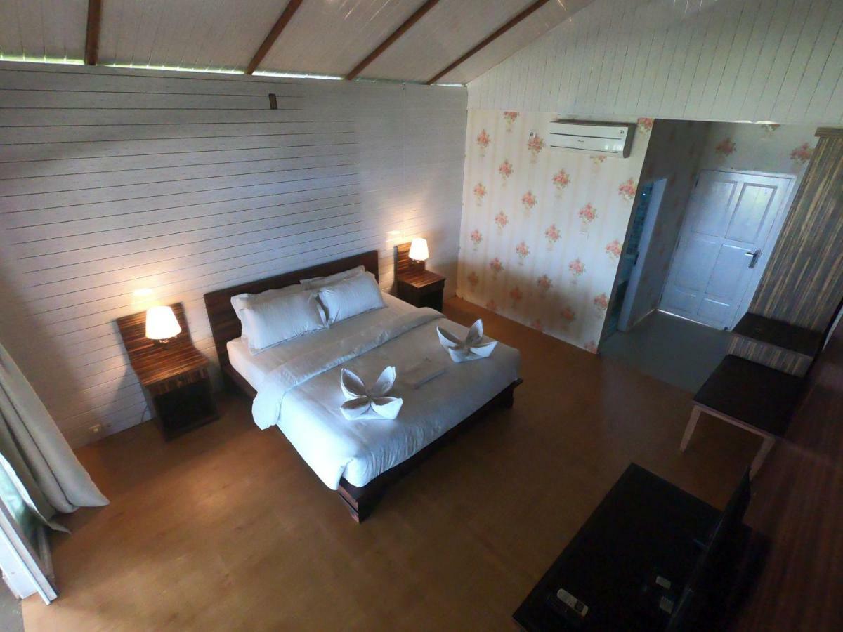 Baturundung Surf Resort Naibos Zewnętrze zdjęcie