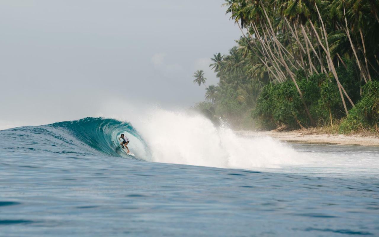 Baturundung Surf Resort Naibos Zewnętrze zdjęcie